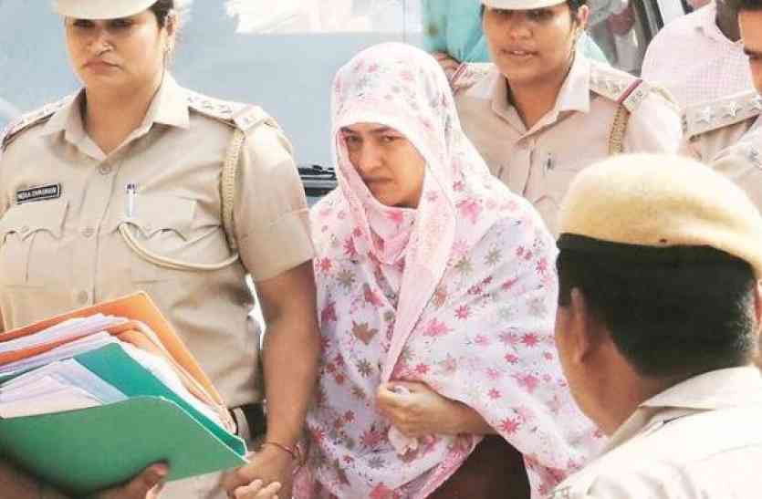Honeypreet सलाखों के पीछे हनीप्रीत, न मिला लैपटॉप न मिली डायरी