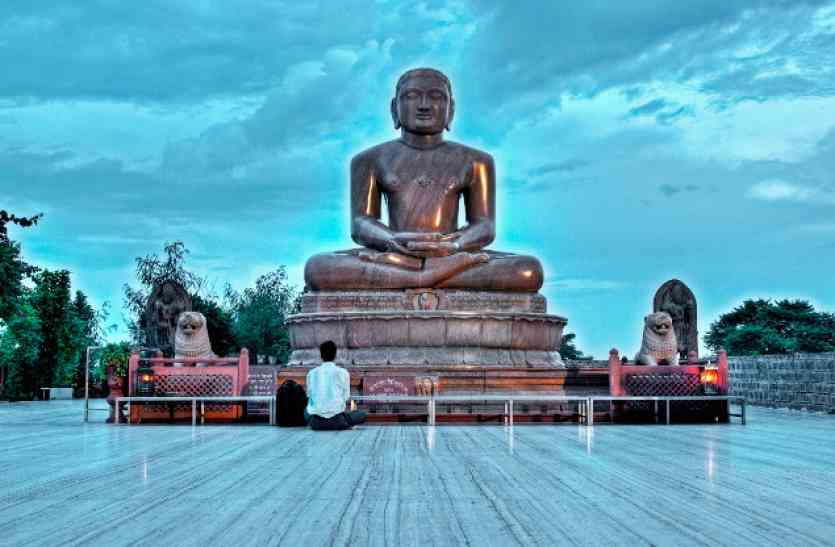 mahvir swami विचारों में अनेकान्त का दर्शन दिया महावीर ने