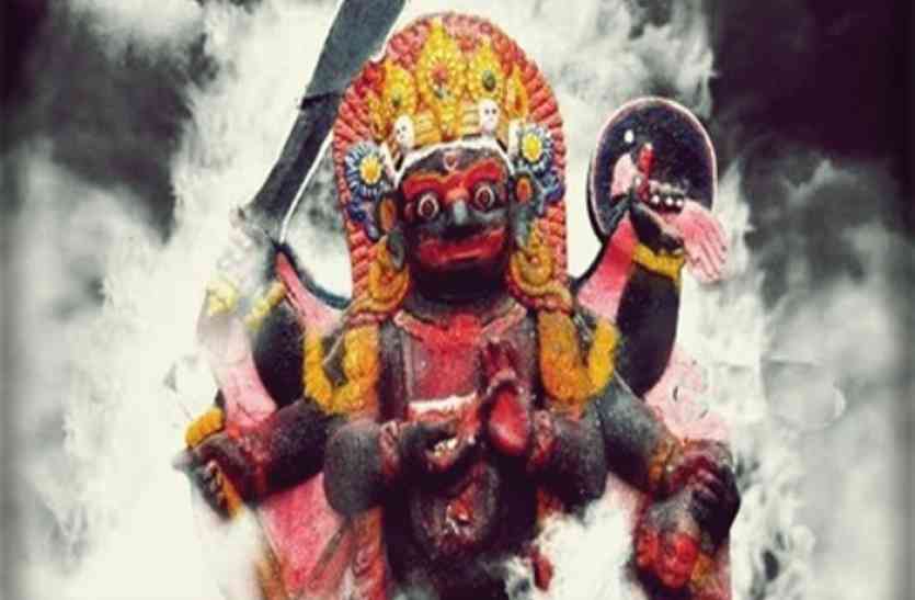 kaal bhairav mantra sadhna or chamtkar hindi me kaal bhairav mantra sadhna - काल भैरव के इस मंत्र से जीवन में नहीं आएगी कोई बाधा, जानें ये उपाय