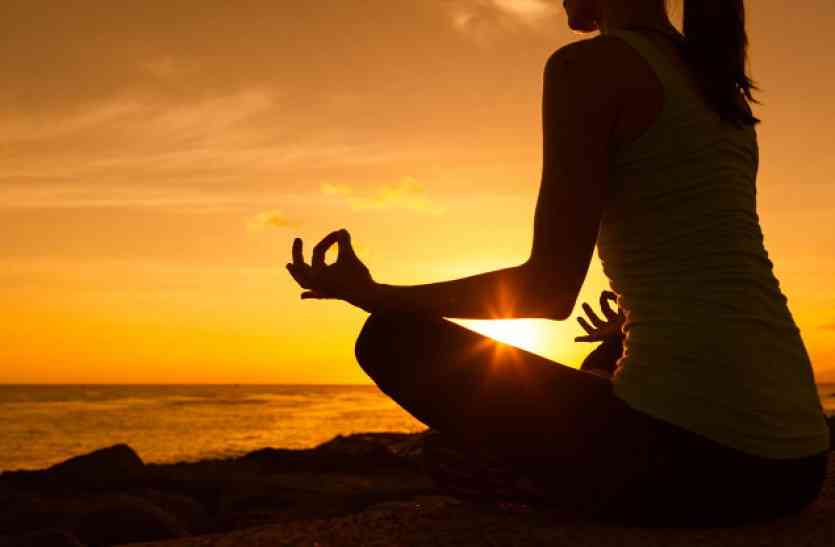 meditation त्याग और आध्यात्मिक शक्तियों से खुलता है सफलता का द्वार