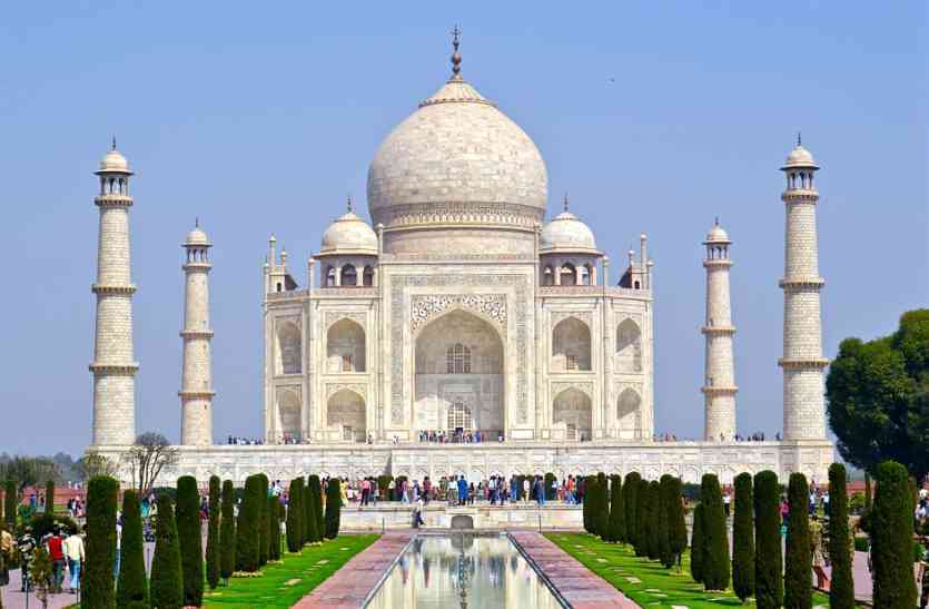 Taj Mahal Information In Hindi