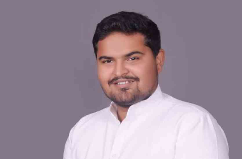 BJP MLA Pratik Bhushan भाजपा विधायक ने यूपी पुलिस पर लगाए गंभीर आरोप, कहा- सरकार की छवि हो रही खराब