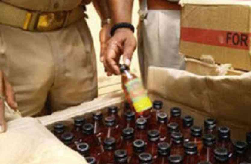 Illigle Liquor Factory शराब फैक्ट्री पकड़े जाने के बाद आजमगढ़ के एसआई समेत आठ पुलिसकर्मी निलंबित
