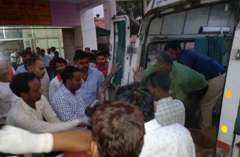NTPC Boiler Blast NTPC Boiler Blast: मदद के लिए बढ़ा हाथ, दौड़ पड़ीं एंबुलेंस