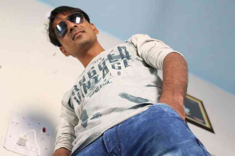 Bhawani pareek Murari ki Kocktail YouTube Actor