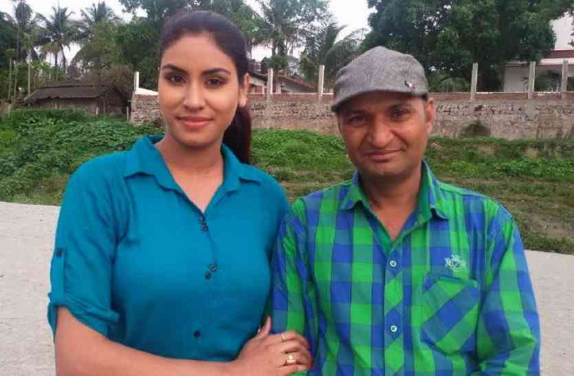 Murari ki Kocktail YouTube Actor इस शख्स ने अपने पूरे गांव को बना डाला बॉलीवुड, बच्चे से लकर बूढ़े तक करते हैं एक्टिंग, 250 से ज्यादा फिल्में बनाई