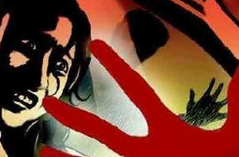 attempt of rape with minor accused arrested in mp मंदिर में चार साल की मासूम से कर रहा था रेप का प्रयास, तभी दादी पहुंच गई...जानिए फिर क्या