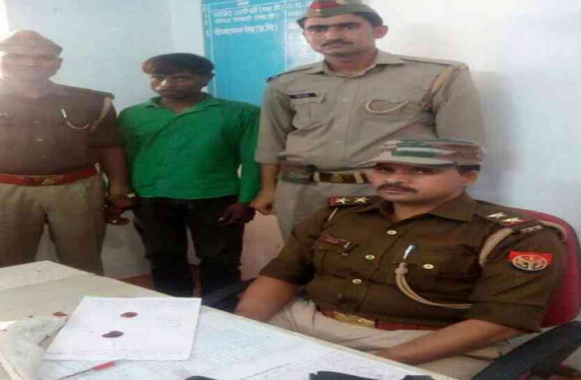 lucknow फरार चल रहा इनामी डकैत गिरफ़्तार, दस्यु बबुली कोल गैंग को बेचने आया था हथियार