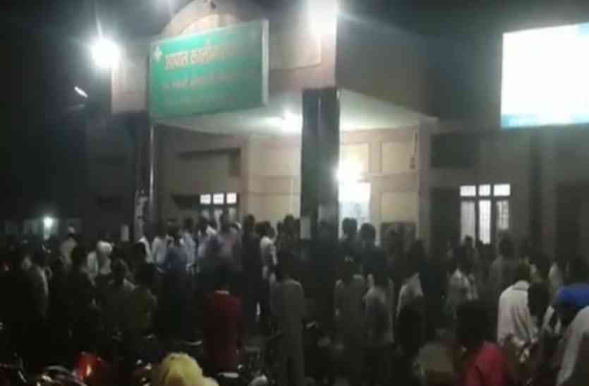 Pradhan pati shot by goons दबंगों ने प्रधानपति को सरेराह मारी गोली, दहशत में लोग