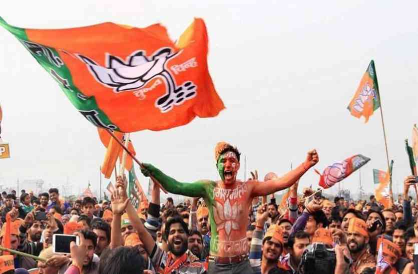 bjp आरएसएस की करीबी को लखनऊ से बीजेपी ने बनाया महापौर प्रत्याशी