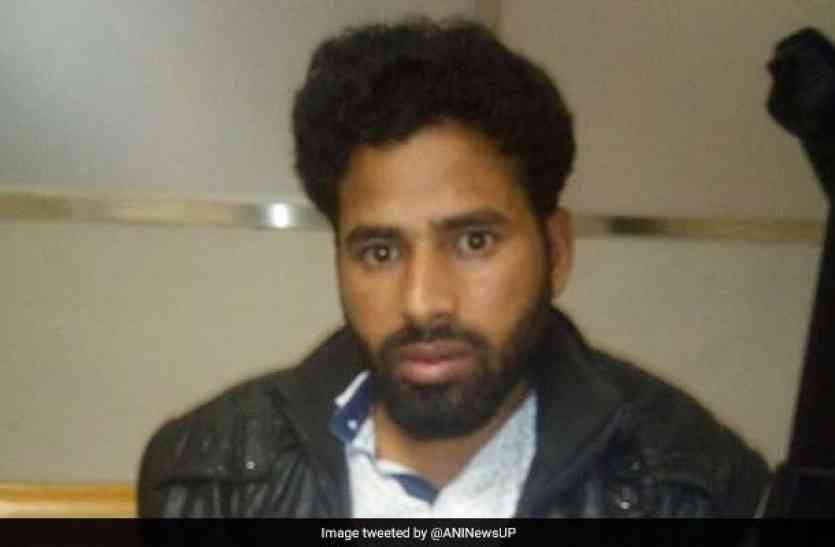 Abu Zaid Suspected ISIS Terrorist संदिग्ध ISIS आतंकी जैद की गिरफ्तारी के बाद आजमगढ़ स्थित गांव पहुंची खुफिया एजेंसियां