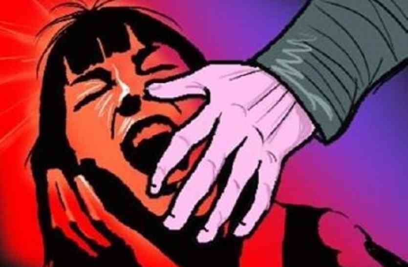 Rape with a class three student in Rae Bareli चिखती-चिल्लाती रही 13 साल की मासूम, लेकिन हैवान ने उसे नहीं छोड़ा...