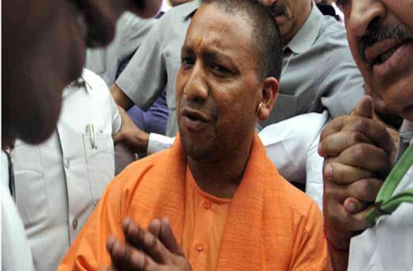 yogi यूपी को केन्द्र ने पीएम आवास योजना और मनरेगा के लिए दिए दो हजार करोड़