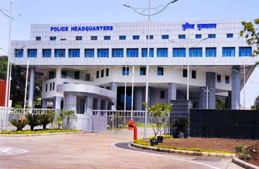 Test may Compulsory for Police Officers पुलिस अफसरों को जेंडर सेंसेटिविटी का टेस्ट पास करना हो सकता है अनिवार्य