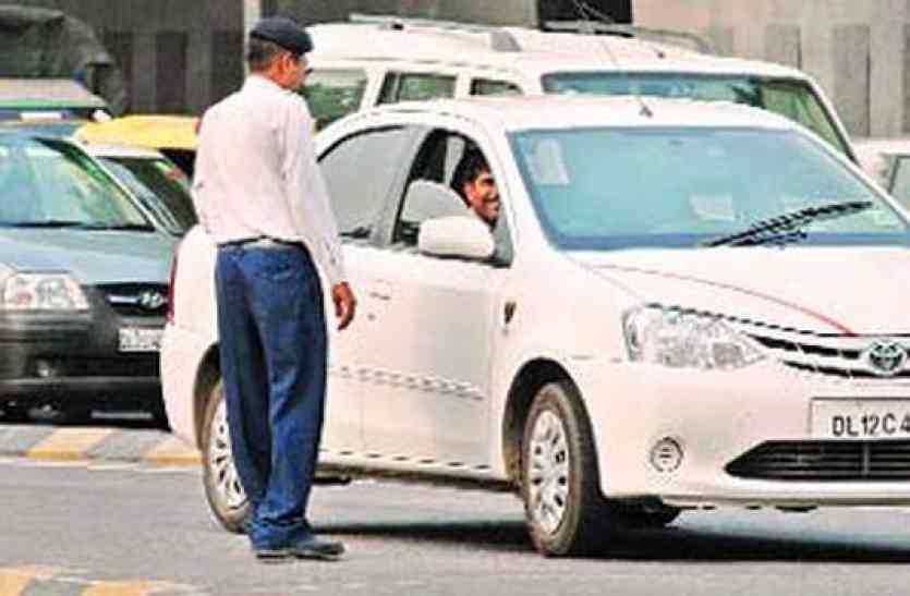 helmet अब कार में भी नहीं पहना हेलमेट तो पुलिस काट सकती है आपका चालान