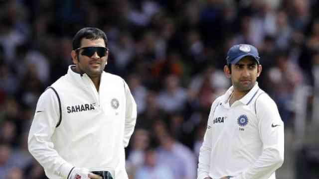 dhoni