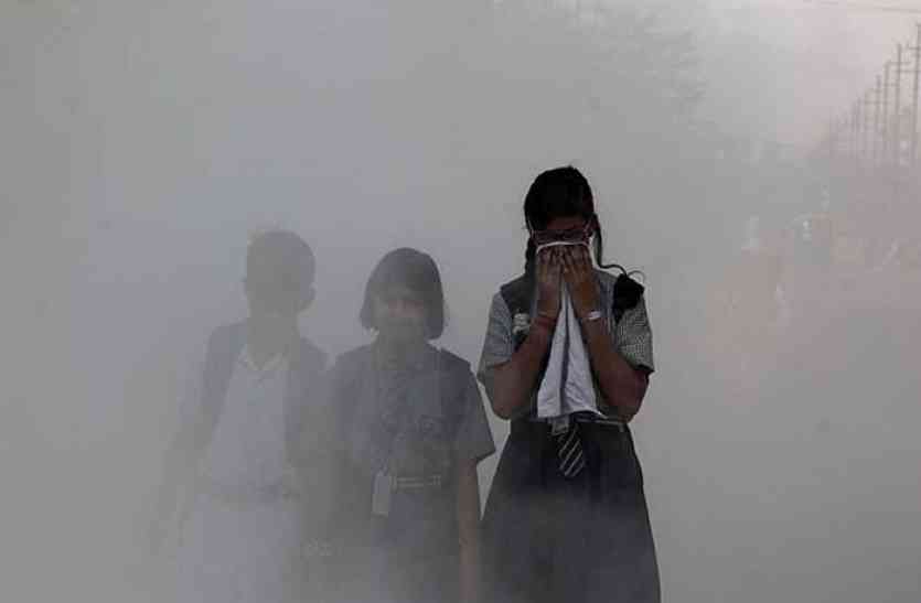 kanpur प्रदूषण की परत से सहमा कानपुर, धुंध के चलते जनजीवन प्रभावित