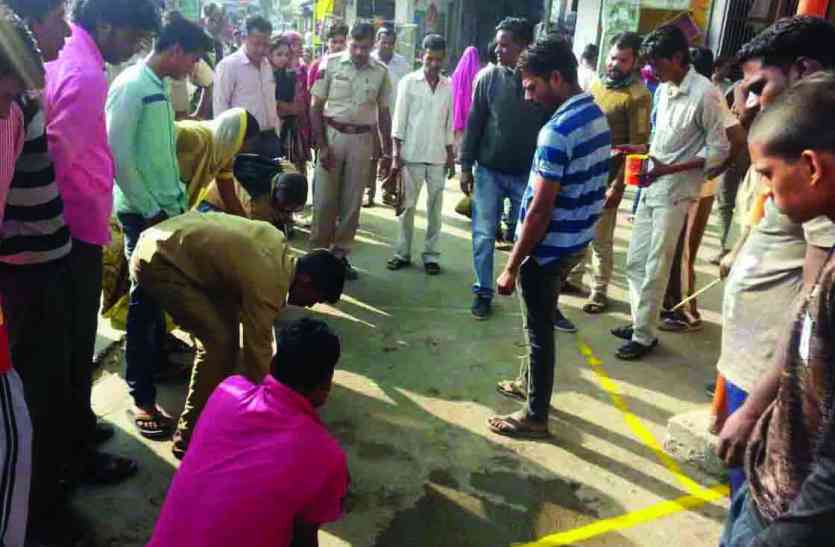Rajsamand,Rajsamand local news,rajsamand news in hindi,Latest News rajsamand,Latest hindi news rajsamand, STRIKE ENDS : पुलिस के खिलाफ अनियमितता की जांच के लिए कमेटी गठित : दो दिन की हड़ताल के बाद फिर काम पर लौटे फल- सब्जी विक्रेता