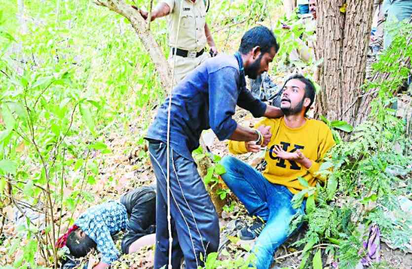 police मां ने प्रेमी से मिलने लड़की पर लगाई रोक,हाथ पर लिखा मैं चली.. और फोर्ट से लगा ली छलांग
