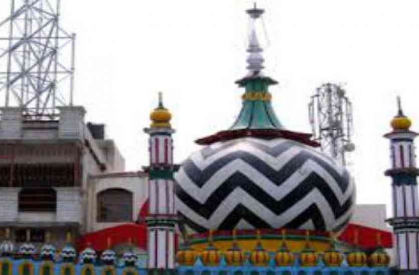 Dargah Ala Hazrat दरगाह आला हजरत पर सम्पन्न हुई ग़ुस्ल शरीफ की रस्म, सोमवार को उर्स का आगाज