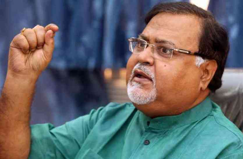 Partha Chatterjee पार्थ की पूजा कमेटी ने आरोप किया खारिज