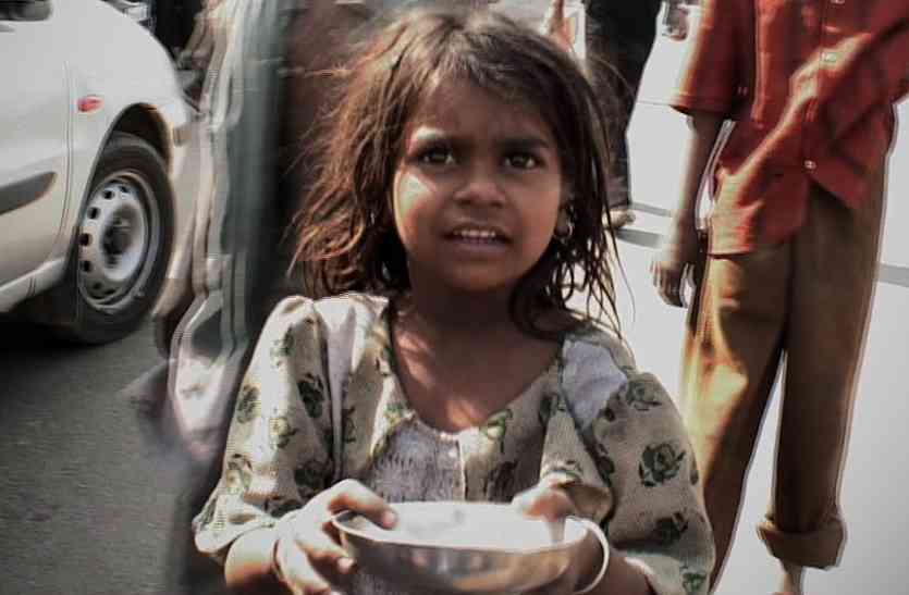 people facing problems just because of beggars in city Smart city अजमेर को शर्मसार कर रहे हैं ये, हर कोई है इनसे परेशान