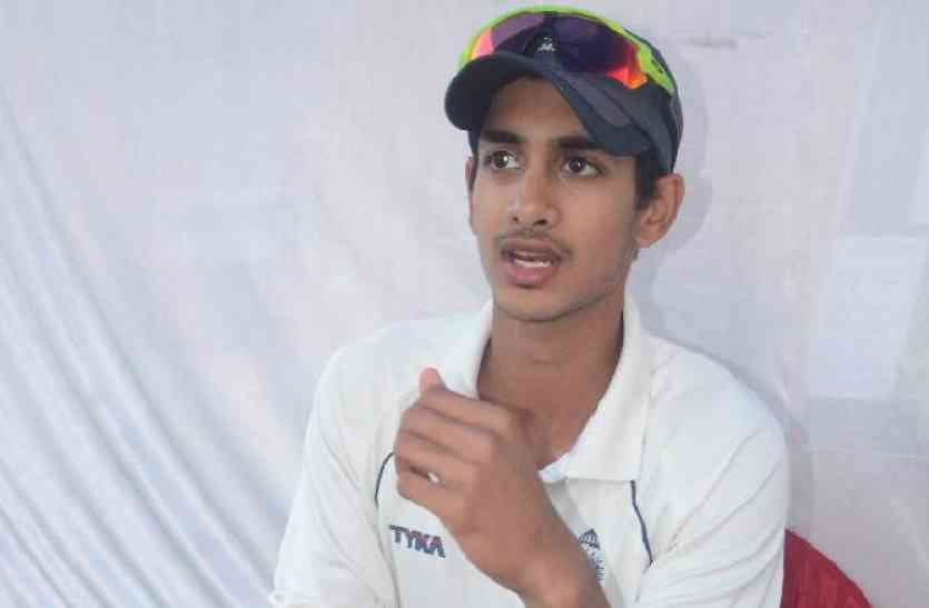 aryaman birla उद्योगपति कुमार मंगलम बिड़ला के बेटे आर्यमन को बिजनेस नहीं, क्रिकेट से है लगाव