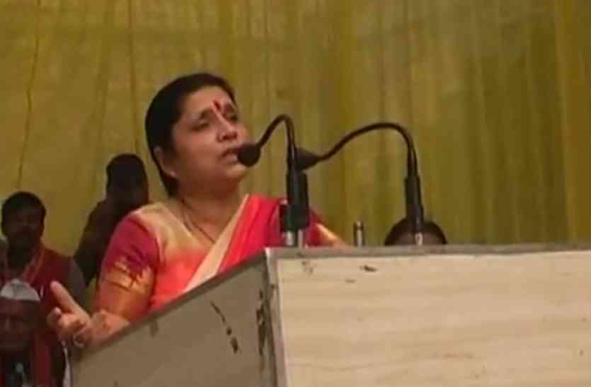 Excise Minister Archana Pandey योगी की मंत्री ने कहा, सरकार के पास अपना कोई एजेंडा नहीं