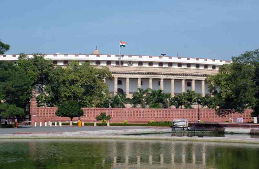 Indian Parliament सियासत में फंसा महिला आरक्षण