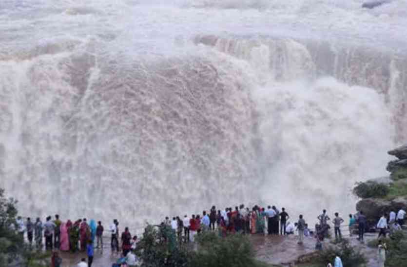 Bhedaghat: Young man drowning in Gau-Bachaghat friend के घर शादी में आया युवक भेड़ाघाट में डूबा