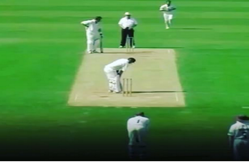 batsman was given out क्रिकेट इतिहास में पहली बार किसी बल्लेबाज को इस तरह से दिया गया आउट, युवराज ने शेयर किया अजीबोगरीब वीडियो