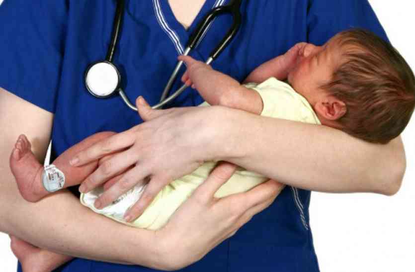 changing child पश्चिम बंगाल के अस्पतालों पर बच्चा बदलने के आरोप