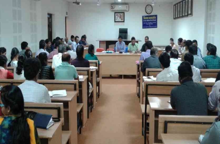 Bhilai मोर मकान मोर जमीन, घर तोड़ दिया पर नहीं शुरू किया काम, अधिकारी मिला ऐसा जवाब
