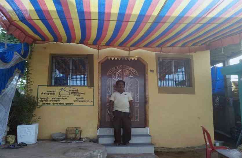 balaghat news आखिर दुल्हन की तरह क्यों सजाया गया है गांव, पढ़ें पूरी खबर
