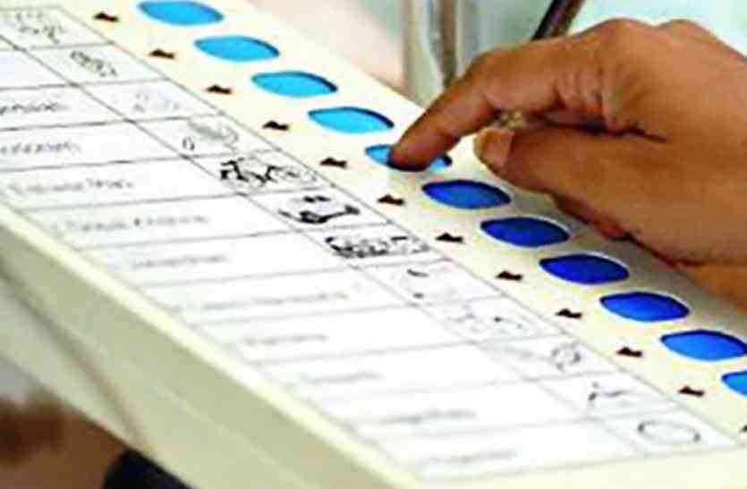 No Delhi for tickets, no Gandhinagar टिकटों के लिए कोई दिल्ली तो कोई गांधीनगर