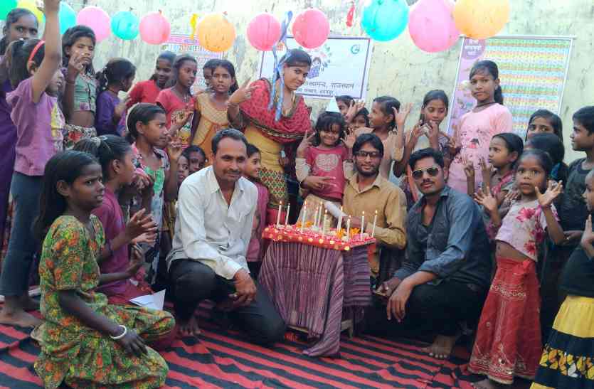 Such celebrated birthday kids started ऐसे मनाया बर्थडे, बच्चों का लगा मेला