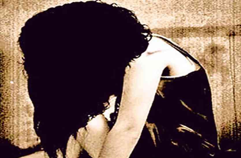 Gangrape नौकरी के लिए घर ले गए थे पति-पत्नी, फिर दोस्त के साथ मिलकर...