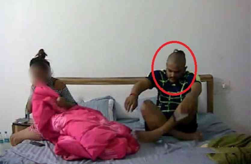 Hardik Patel हार्दिक की 4 नई सेक्स CD लीक, बोले- अब गुजरात के विकास की CD दिखाओ