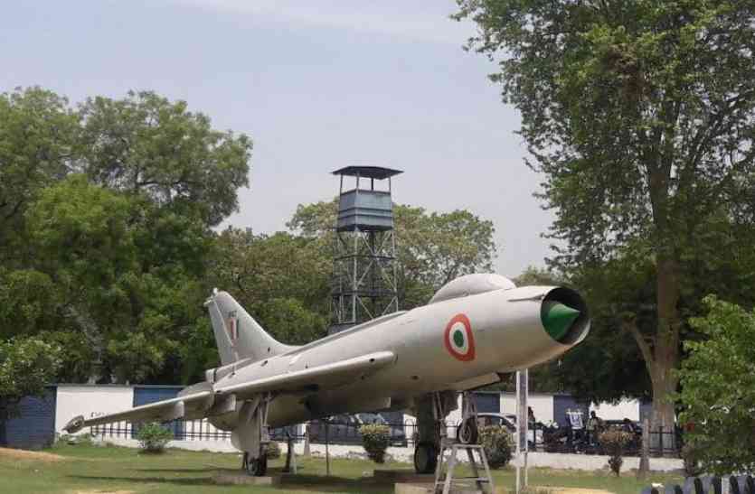 Ghaziabad हिंडन एयरबेस में दीवार फांदकर घुस रहे संदिग्ध को गोली मारी, सऊदी अरब जाना चाहता था युवक