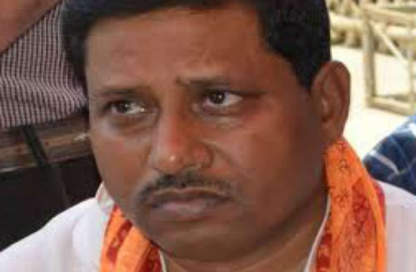 ram shankar katheria देवकी नंदन ठाकुर की गिरफ्तारी के बाद कठेरिया ने SC ST Act को लेकर कही बड़ी बात