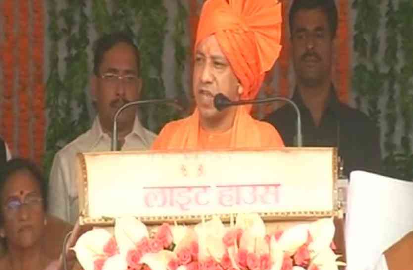 cm अध्यक्ष की कुर्सी बचाने के लिए ताकत दिखायेंगे सीएम योगी