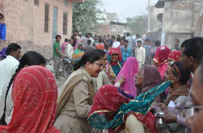 Encroachment removal in nagaur विरोध के बीच धराशायी हुआ अतिक्रमण , नागौर में बड़ली रोड पर सरकारी जमीन से हटाया कब्जा