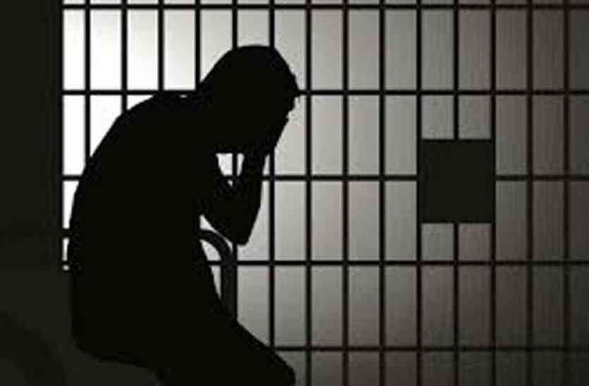 prison युवकों को पार्टी करना पड़ा महंगा, शादी समारोह की जगह हवालात में गुजारनी पड़ी रात