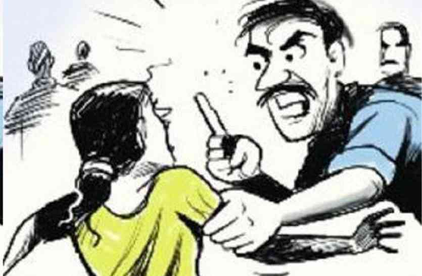 women beaten दहेज के लिए महिला को ससुराल वालों ने इतना पीटा की हुआ ये हाल