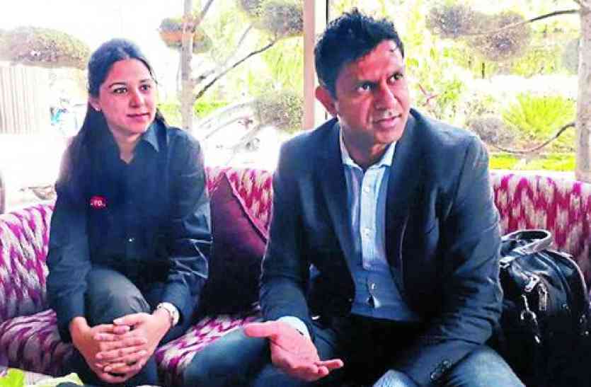 Customers can also complain on Facebook and Twitter ग्राहक फेसबुक-ट्विटर पर भी बता सकेंगे समस्याएं