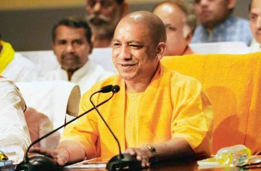 yogi adityanath 36 हजार सरकारी कर्मचारियों को मिलेगा प्रमोशन, योगी सरकार का ऐलान, जल्द होगा लागू