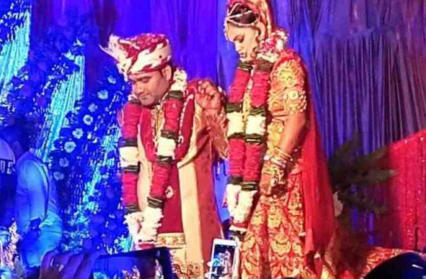 Actor Rajpal Yadav अभिनेता राजपाल यादव की बेटी का इटावा में ससुराल पक्ष ने ऐसे किया स्वागत, जानें...