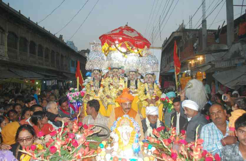 Ram Barat राम नगरी में दूल्हा बनकर निकले मर्यादा पुरुषोत्तम राम, झूम उठी अयोध्या