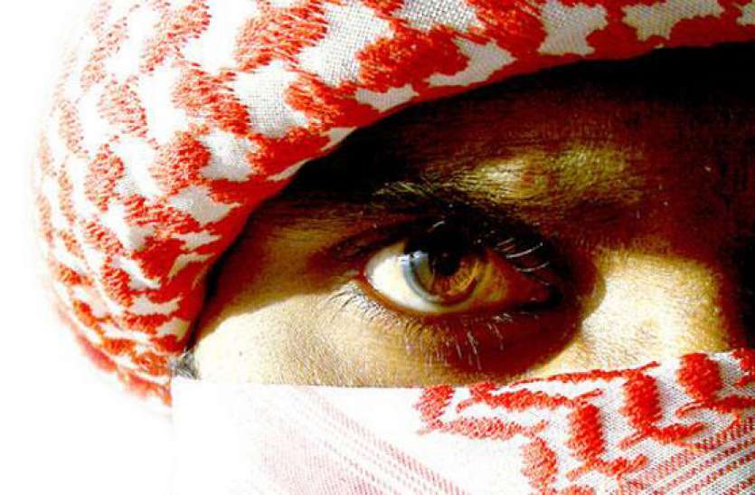 terrorism अलर्ट के बाद रेलवे स्टेशनों की बढ़ाई सुरक्षा, यात्रियों की वीडियोग्राफी, सामान जांचा