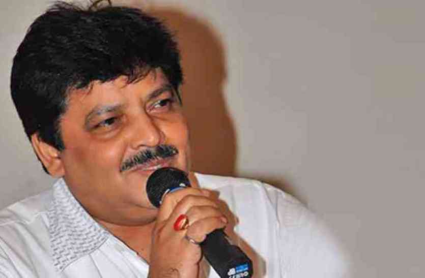 Udit Narayan hospitalized गायक उदित नारायण हॉस्पिटल में हुए भर्ती